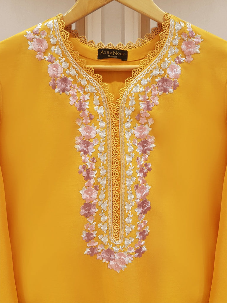 PREMIUM EMBROIDERED PIMA CAMBRIC COTTON SHIRT AND PANTS S106957 | Agha ...