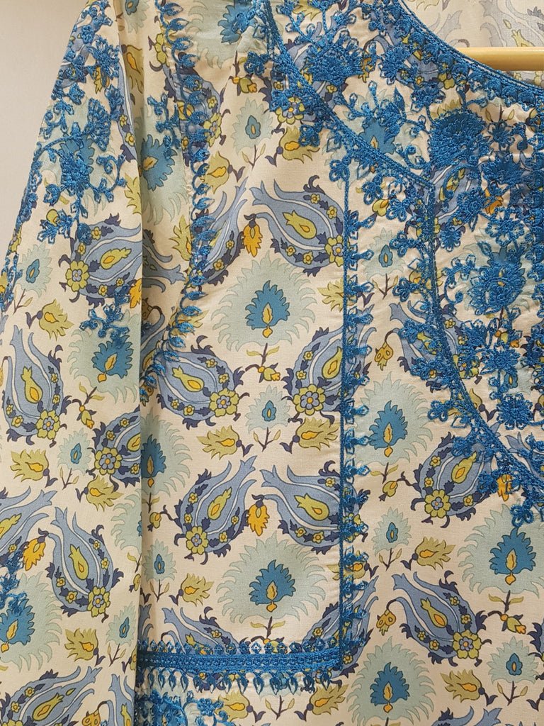 3 Piece - Digital Printed Cambric Suit S108111